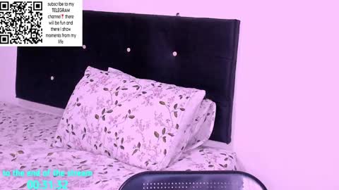 Snapshot of only_sarah1 chatting on 02/15/25, 12:59 only_sarah1 online show from 02/15/25, 12:59