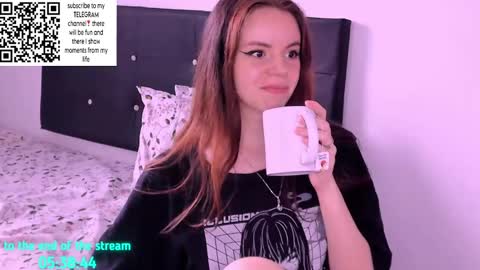 Snapshot of only_sarah1 chatting on 02/17/25, 08:36 only_sarah1 online show from 02/17/25, 08:36