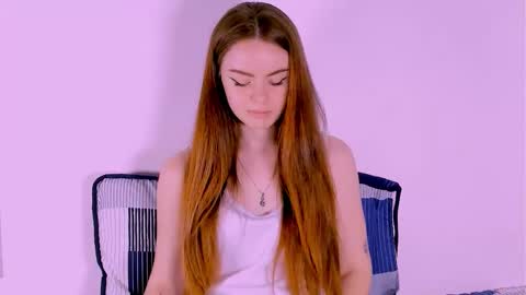 only_sarah1 online show from 02/04/26, 11:09