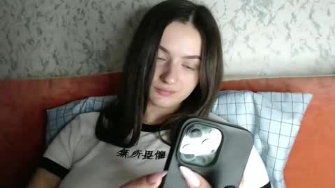 Amalia online show from 12/20/24, 11:05