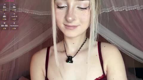 Snapshot of onlyeva1 chatting on 05/30/26, 08:33 Eva online show from 05/30/26, 08:33