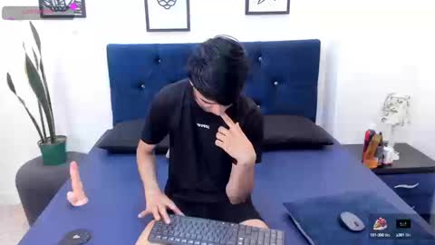 Snapshot of onlyjos_ chatting on 09/11/25, 08:42 Josh - Schedule 1400 - 2200 online show from 09/11/25, 08:42