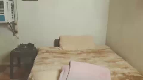 onlyjulia25 online show from 09/24/25, 03:54