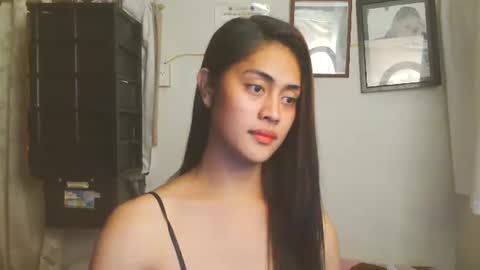 onlyjulia25 online show from 11/25/25, 01:00
