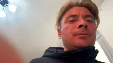 onlyloveyoutwice2016 online show from 09/25/25, 02:32