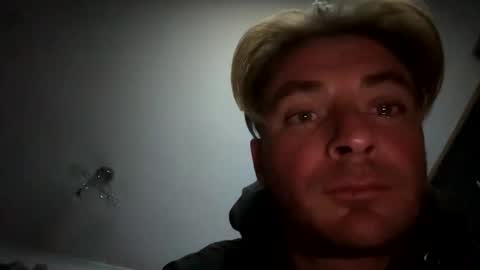 onlyloveyoutwice2016 online show from 10/24/25, 11:23