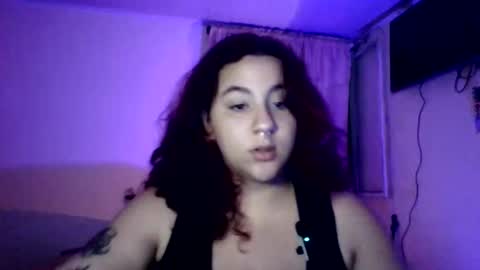 Snapshot of onlysaralee chatting on 06/09/26, 12:44 Sara Lee online show from 06/09/26, 12:44