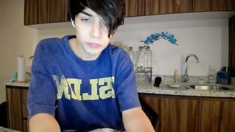 Sergio online show from 04/17/26, 03:20