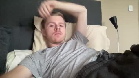 onnmyownface online show from 10/12/25, 02:49