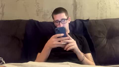 Snapshot of onthecumup69 chatting on 02/24/25, 09:00 onthecumup69 online show from 02/24/25, 09:00