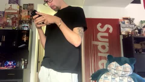 Snapshot of onthecumup69 chatting on 02/24/25, 03:09 onthecumup69 online show from 02/24/25, 03:09