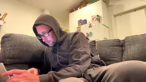 Snapshot of onthecumup69 chatting on 11/24/25, 08:03 onthecumup69 online show from 11/24/25, 08:03