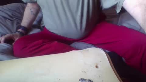 Snapshot of ontheedge83 chatting on 03/03/25, 08:27 ontheedge83 online show from 03/03/25, 08:27