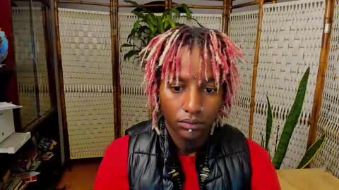 Snapshot of onyxart chatting on 03/26/26, 09:59 onyxart online show from 03/26/26, 09:59