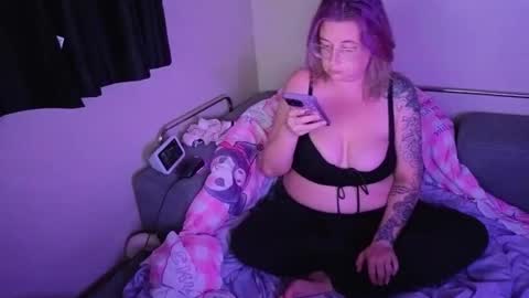 MISS ONYX online show from 06/01/26, 03:19