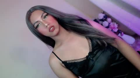 Snapshot of oo_nee_kah_ee_ha chatting on 07/14/26, 09:31 Jaz online show from 07/14/26, 09:31