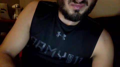 Snapshot of oofthatstuff chatting on 10/26/25, 02:39 oofthatstuff online show from 10/26/25, 02:39