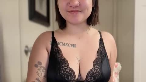 Miss Girly online show from 03/16/26, 09:24