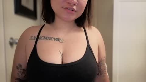 Miss Girly online show from 04/17/26, 09:12