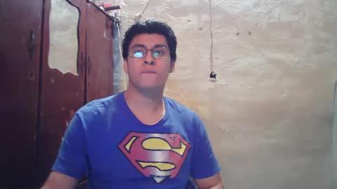 Snapshot of oomaurooo chatting on 12/13/24, 08:30 oomaurooo online show from 12/13/24, 08:30