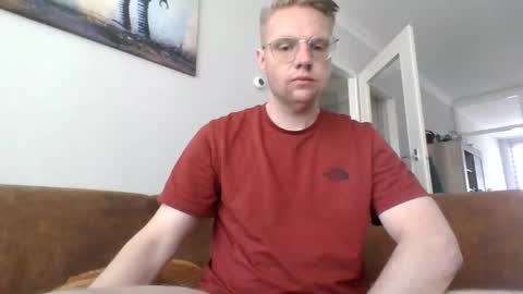 oook5 online show from 05/01/26, 01:59