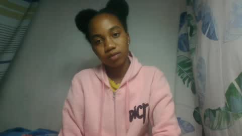 Snapshot of oooorazanamalala chatting on 06/22/26, 03:47 oooorazanamalala online show from 06/22/26, 03:47
