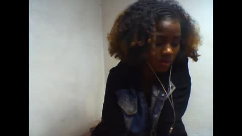 Snapshot of oooorazanasoa chatting on 05/29/26, 06:50 oooorazanasoa online show from 05/29/26, 06:50
