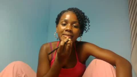 Snapshot of oooorazanasoa chatting on 07/13/26, 05:05 oooorazanasoa online show from 07/13/26, 05:05