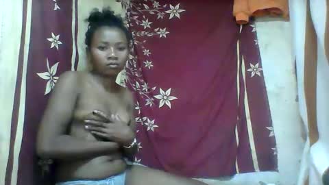 oooozafiette online show from 05/24/26, 06:29