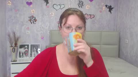 Snapshot of oovanessahotts chatting on 03/07/25, 12:56 Vanessa online show from 03/07/25, 12:56