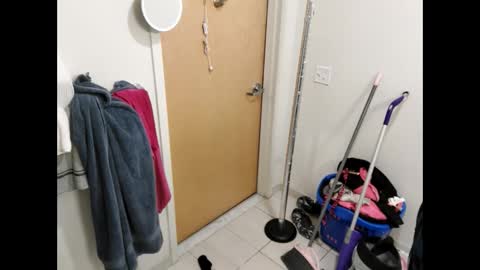 Snapshot of opalockajoe chatting on 01/13/25, 02:50 TsJojo online show from 01/13/25, 02:50