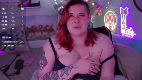 Snapshot of opalreigning chatting on 01/30/25, 01:10 Opal online show from 01/30/25, 01:10