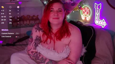 Snapshot of opalreigning chatting on 09/26/25, 05:22 Opal online show from 09/26/25, 05:22