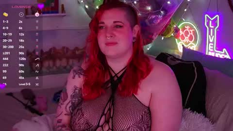 Snapshot of opalreigning chatting on 01/09/26, 09:12 Opal online show from 01/09/26, 09:12