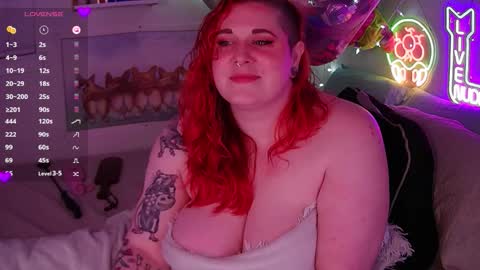 Snapshot of opalreigning chatting on 01/10/26, 09:11 Opal online show from 01/10/26, 09:11