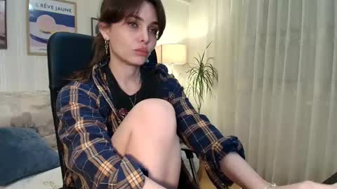 ophelia blue online show from 01/14/26, 05:40