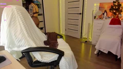 Ophelia online show from 12/23/25, 06:22