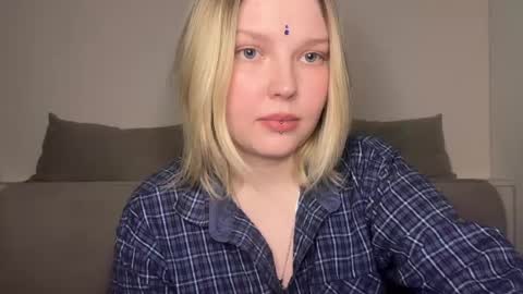 Ophelia online show from 04/10/26, 10:14