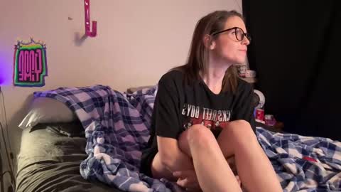 Snapshot of optimrs chatting on 09/17/25, 06:48 optimrs online show from 09/17/25, 06:48