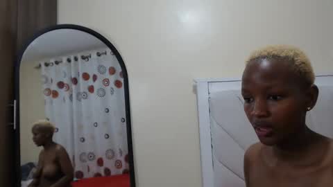 Snapshot of opulent_vixen chatting on 04/26/26, 09:01 opulent_vixen online show from 04/26/26, 09:01