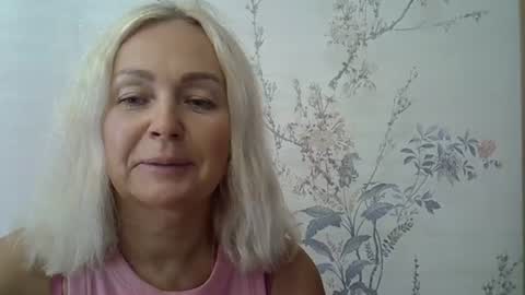 Snapshot of orange_luv chatting on 08/07/26, 11:45 orange_luv online show from 08/07/26, 11:45