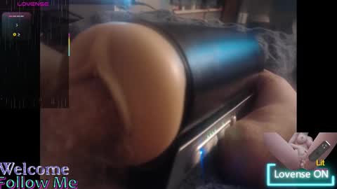 Snapshot of ordinaryhero chatting on 02/17/25, 05:36 CrazyCumDude online show from 02/17/25, 05:36