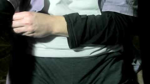 Snapshot of ore_cam chatting on 06/14/26, 02:24 Ore online show from 06/14/26, 02:24