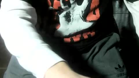 Snapshot of ore_cam chatting on 07/05/26, 06:15 Ore online show from 07/05/26, 06:15