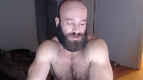 Snapshot of oregon87 chatting on 12/26/24, 02:33 The Oregon Lumberjack online show from 12/26/24, 02:33