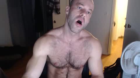 Snapshot of oregon87 chatting on 12/30/24, 01:25 The Oregon Lumberjack online show from 12/30/24, 01:25