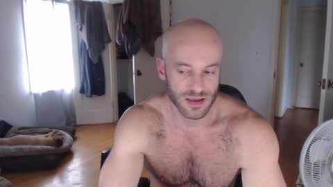 Snapshot of oregon87 chatting on 01/05/25, 09:03 The Oregon Lumberjack online show from 01/05/25, 09:03