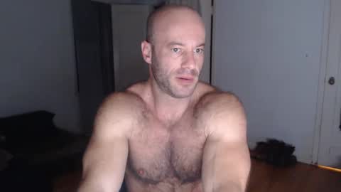 Snapshot of oregon87 chatting on 02/07/25, 01:43 The Oregon Lumberjack online show from 02/07/25, 01:43