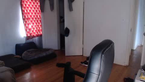 Snapshot of oregon87 chatting on 02/25/25, 11:55 The Oregon Lumberjack online show from 02/25/25, 11:55