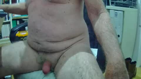 oren online show from 01/01/25, 09:41